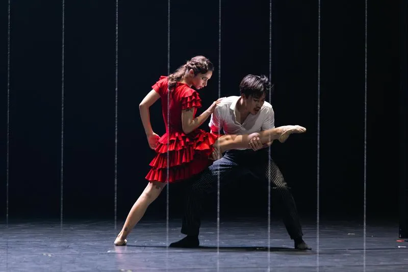 Carmen – zaskakująca fabuła i emocje miłości w operze, która zachwyca