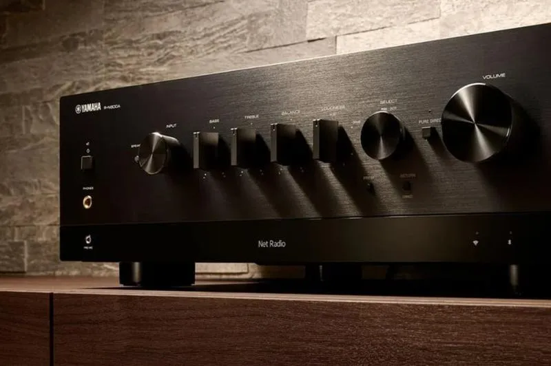 Muzyka w erze technologii: Jak streaming zrewolucjonizował branżę muzyczną?