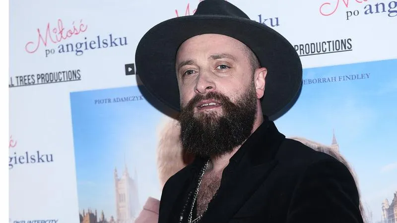 Nowy wokalista w zespole: Jak jego obecność zmienia dynamikę grupy?