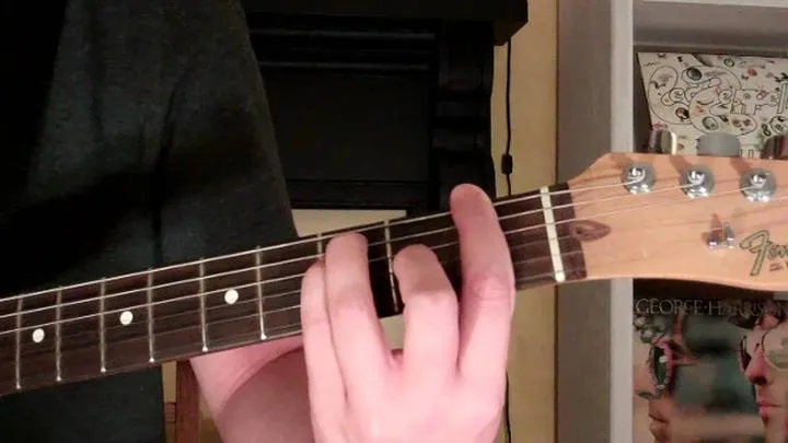 Odkryj tajniki akordu F#: Skuteczne techniki dla początkujących gitarzystów