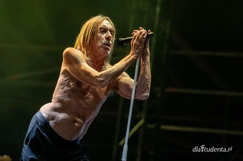 Zostań rockowym wokalistą w rok: 7 kroków do sukcesu na scenie